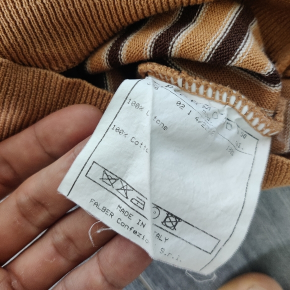 Striped Zip-up Sweater - Picture 2 of 3